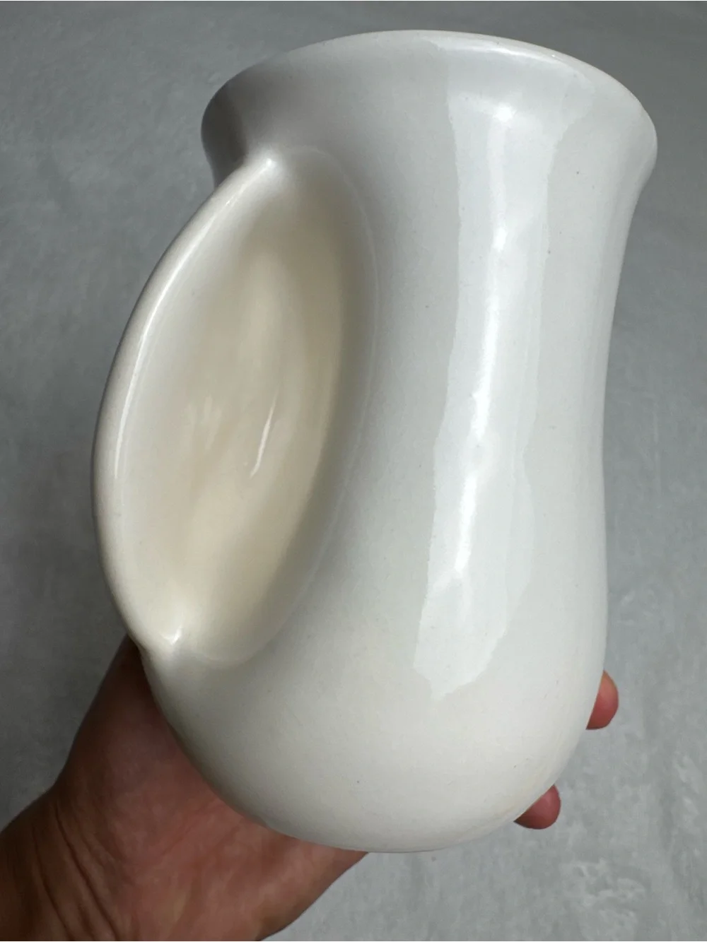 NEHER Studio Pottery Hand Warmer MUG Clay in Motion Right Handed SIGNED 2005